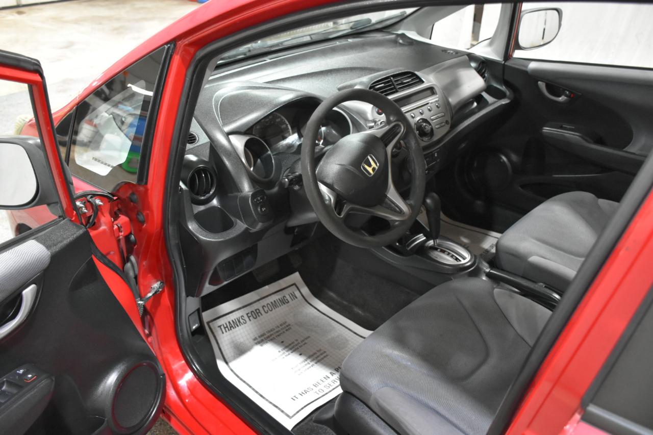 Honda Fit 5-Speed AT 2009