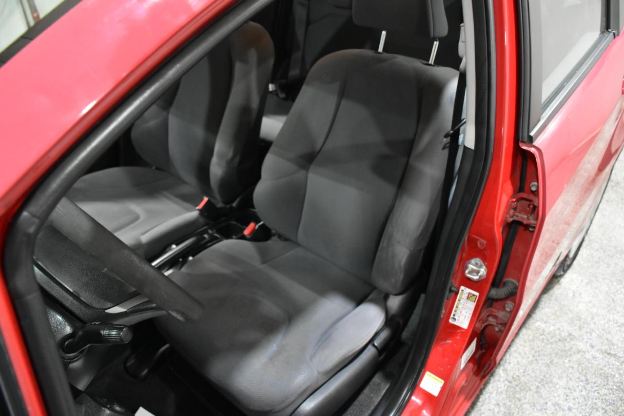 Honda Fit 5-Speed AT 2009