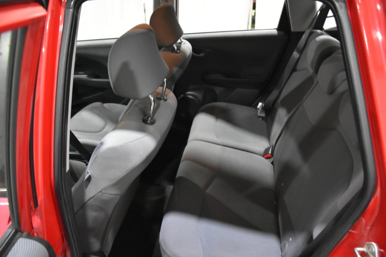 Honda Fit 5-Speed AT 2009