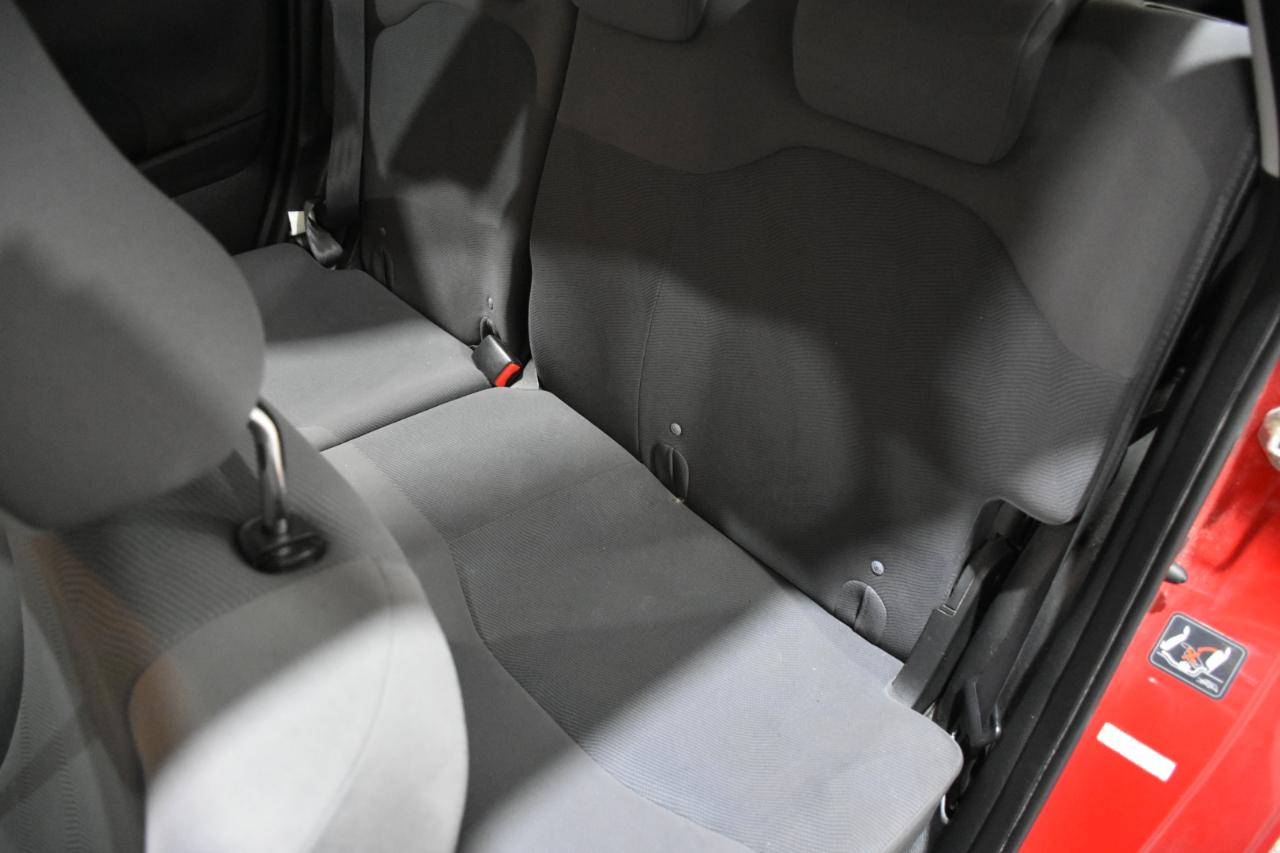 Honda Fit 5-Speed AT 2009
