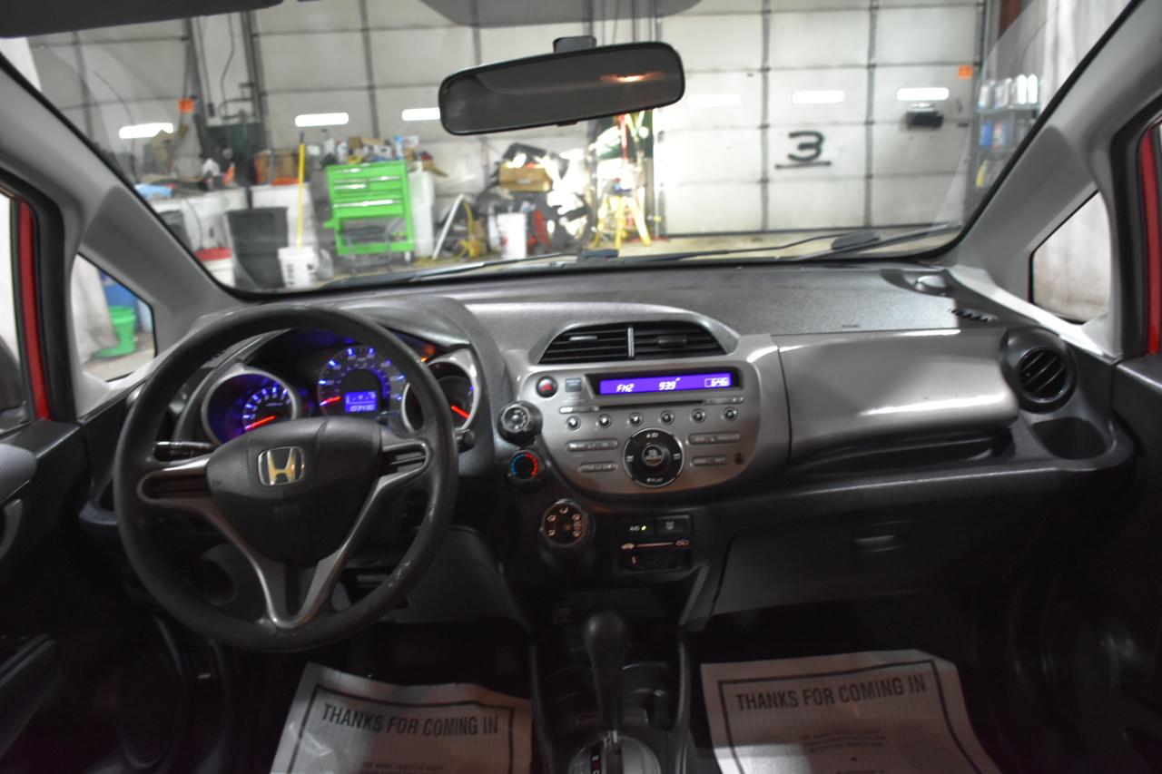 Honda Fit 5-Speed AT 2009