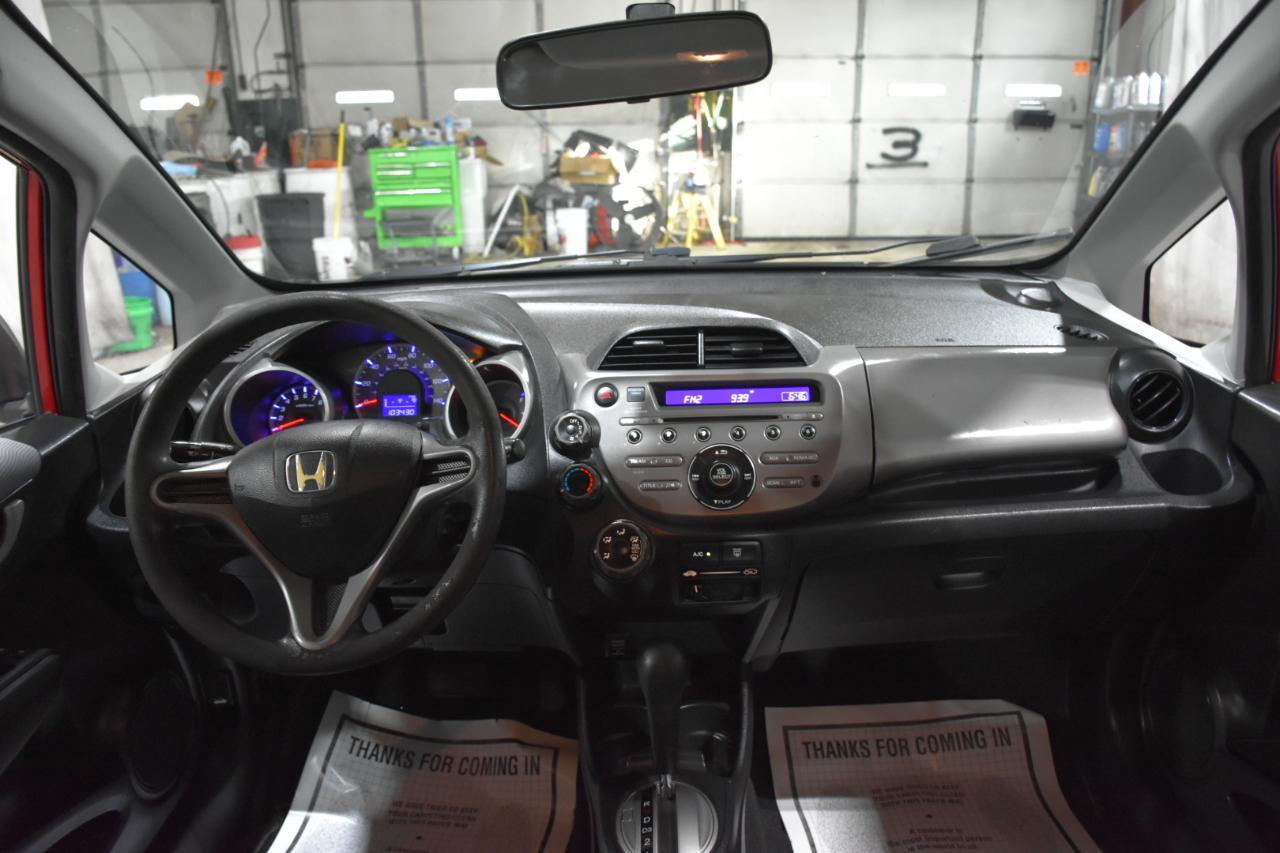 Honda Fit 5-Speed AT 2009