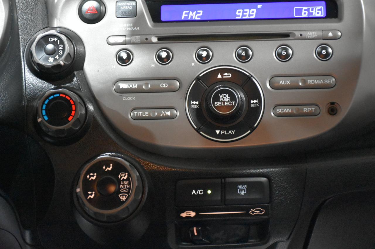 Honda Fit 5-Speed AT 2009