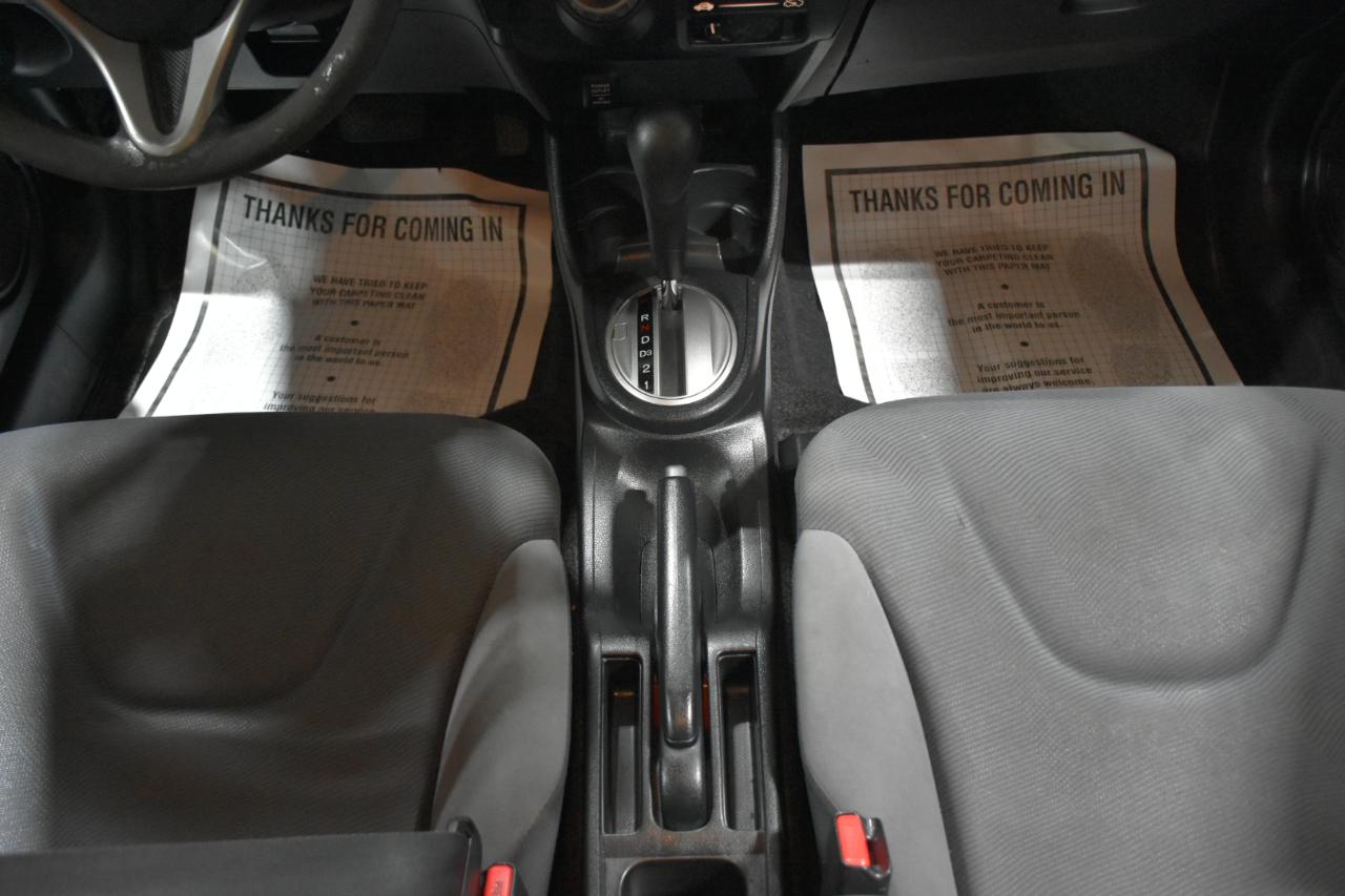 Honda Fit 5-Speed AT 2009