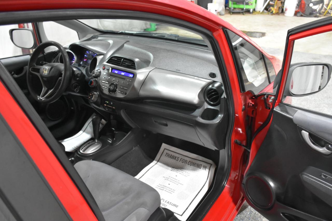 Honda Fit 5-Speed AT 2009