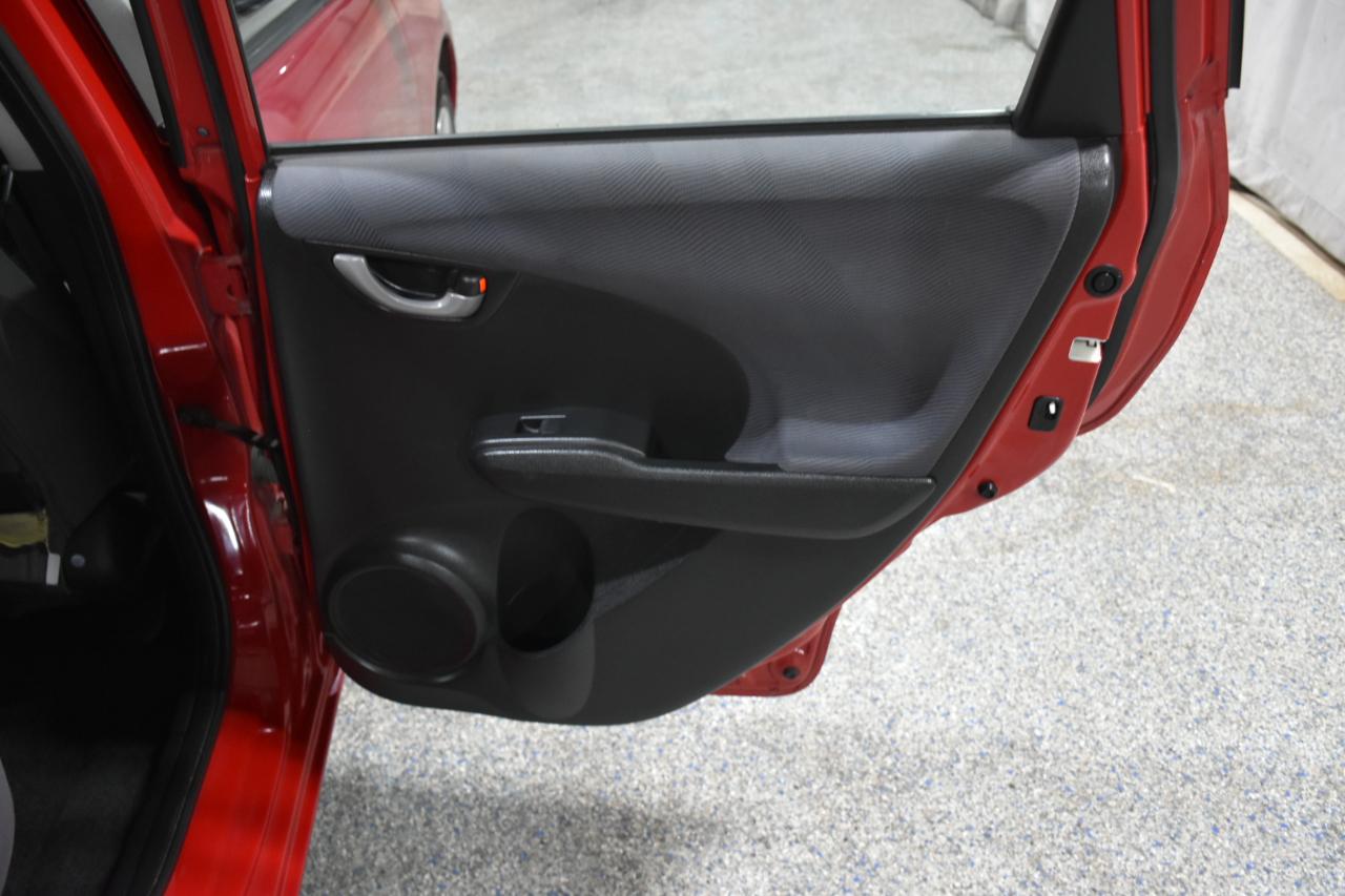 Honda Fit 5-Speed AT 2009
