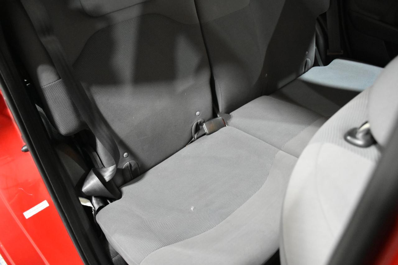 Honda Fit 5-Speed AT 2009
