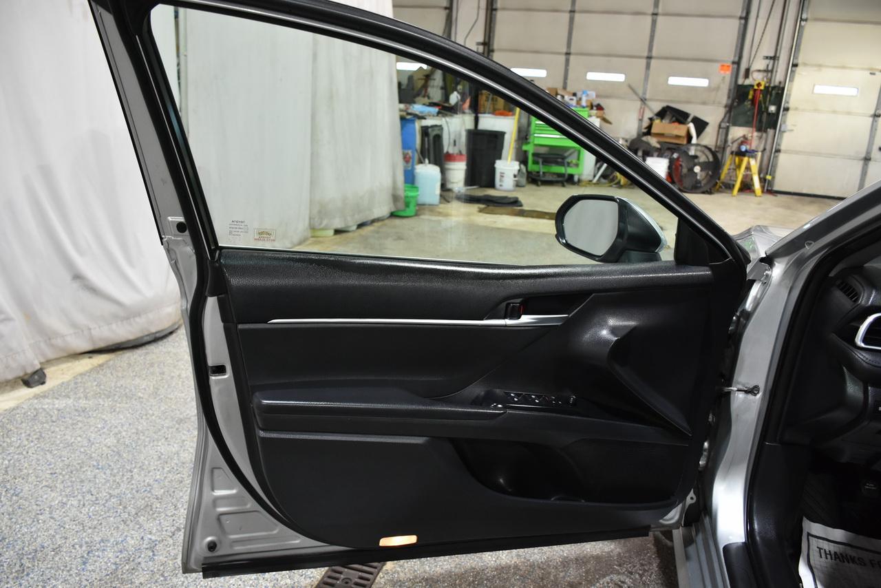 Toyota Camry LE 2018