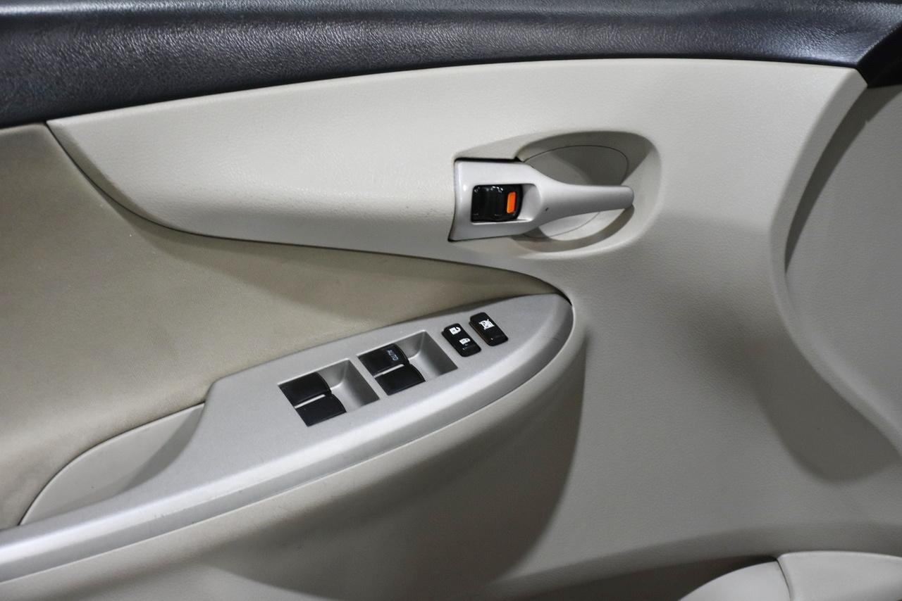 Toyota Corolla S 2012