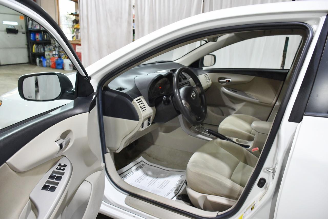 Toyota Corolla S 2012