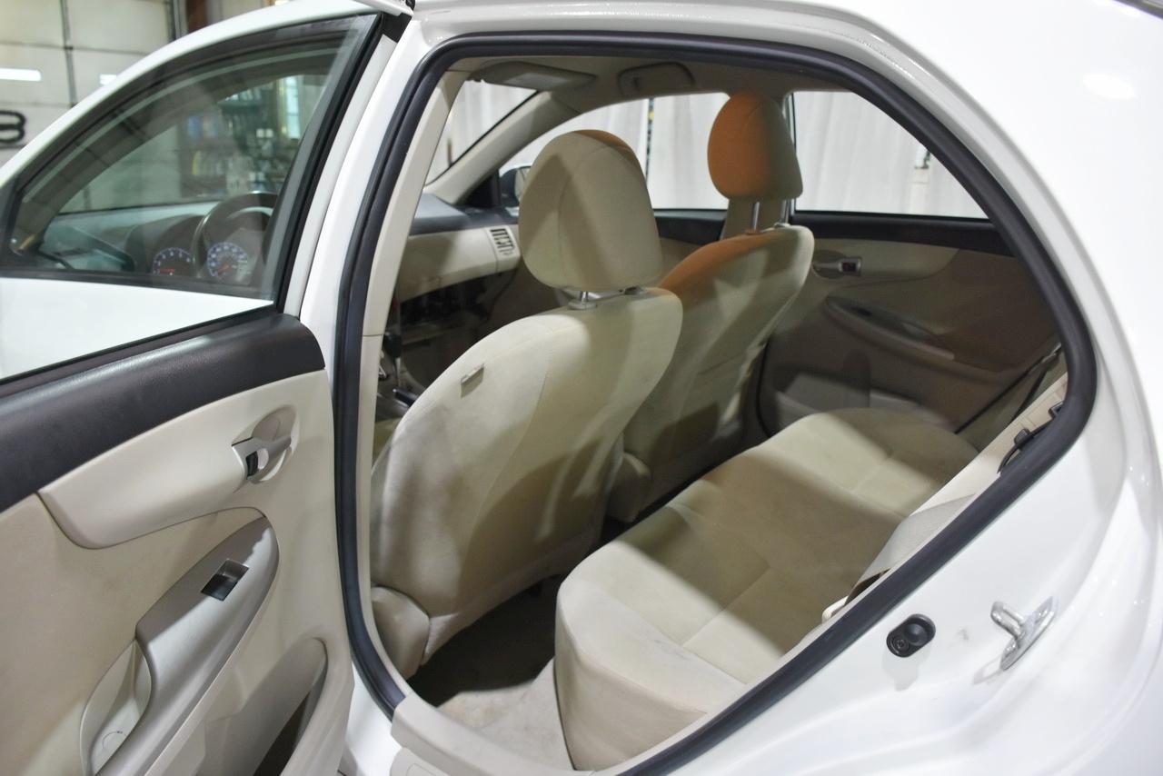 Toyota Corolla S 2012