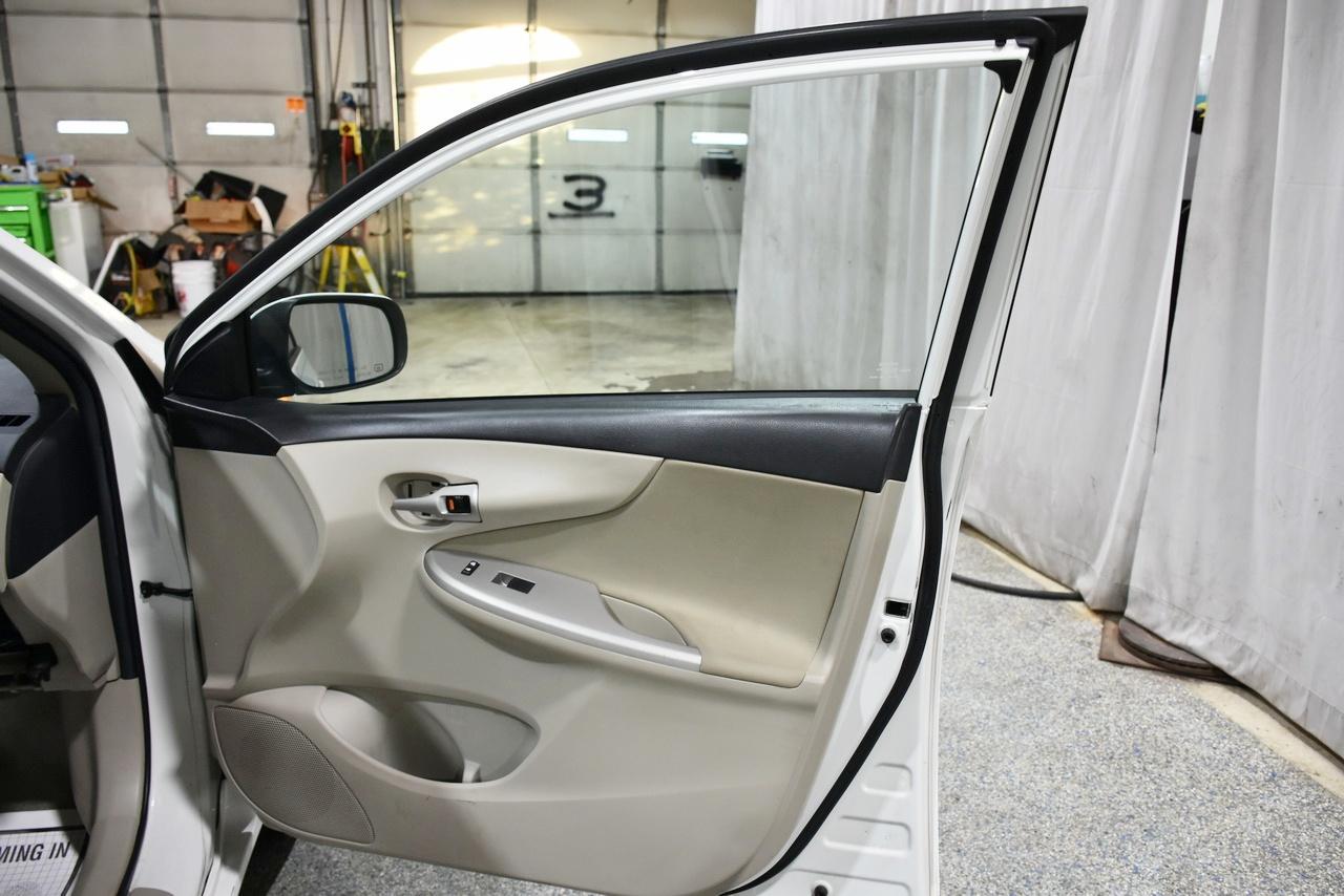 Toyota Corolla S 2012