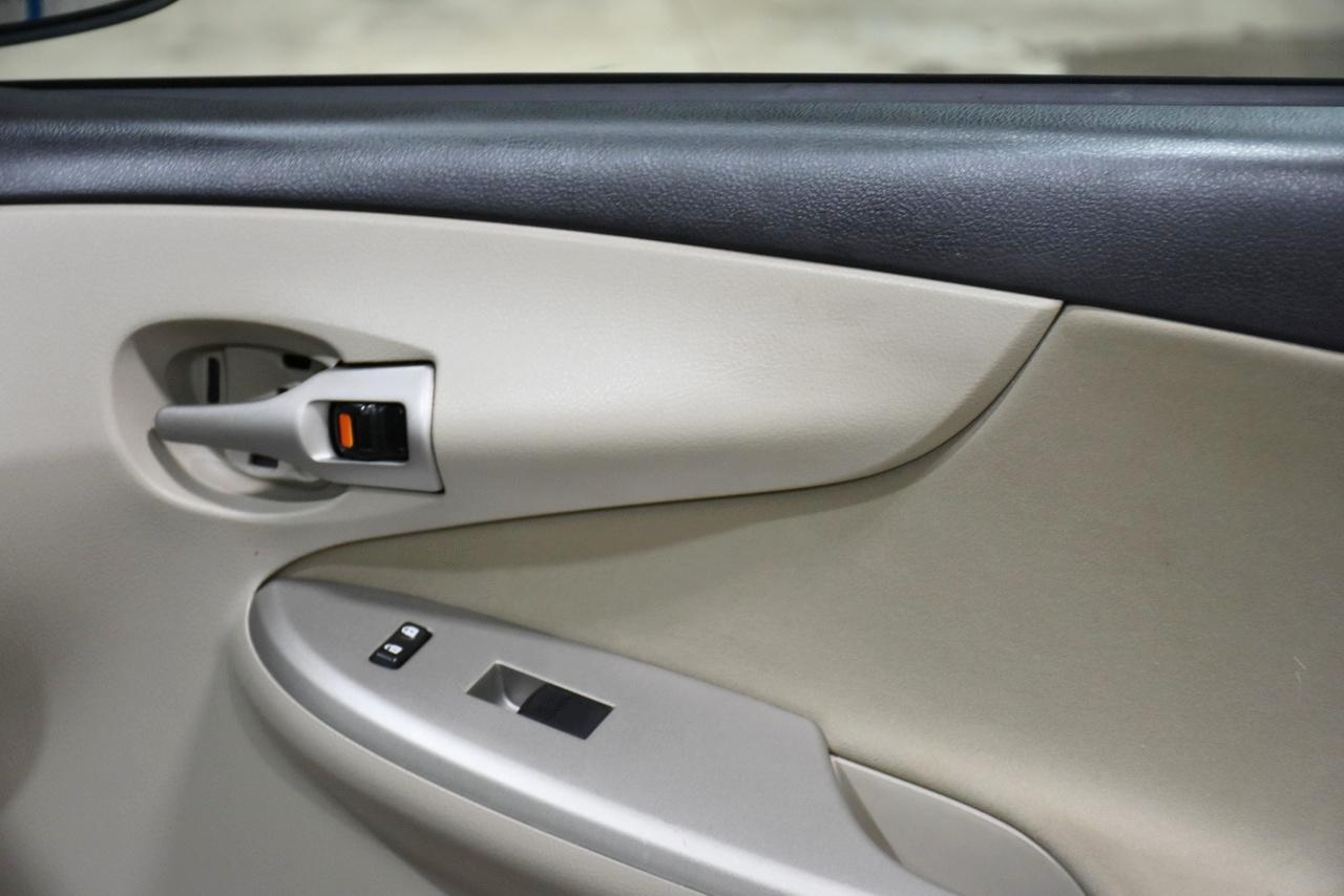 Toyota Corolla S 2012