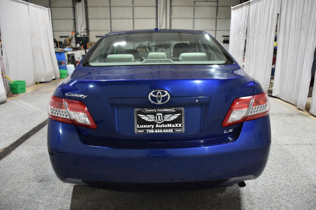 Toyota Camry SE 4D Sedan 2010