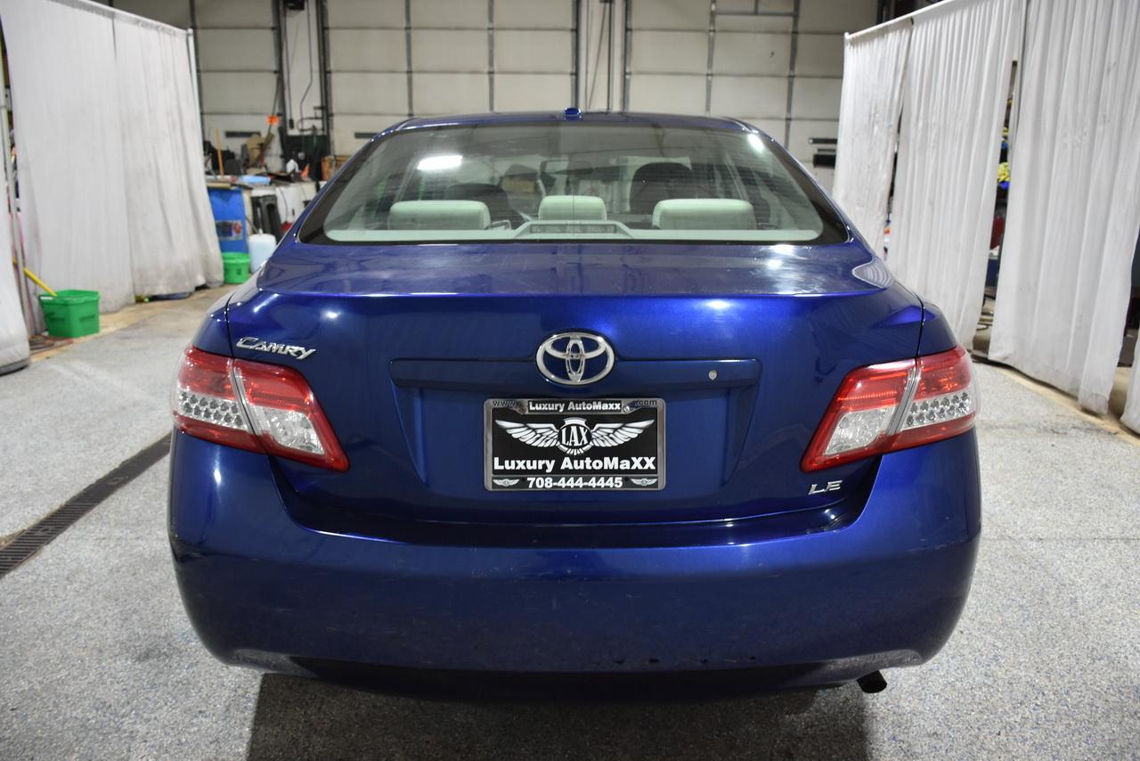 Toyota Camry SE 4D Sedan 2010