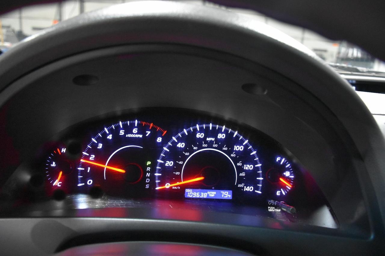 Toyota Camry SE 4D Sedan 2010