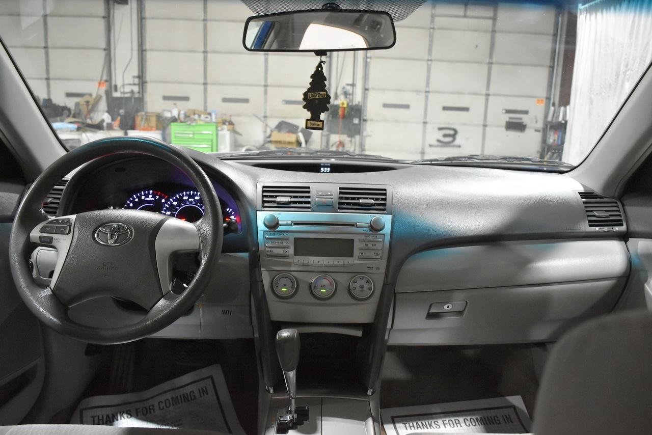 Toyota Camry SE 4D Sedan 2010