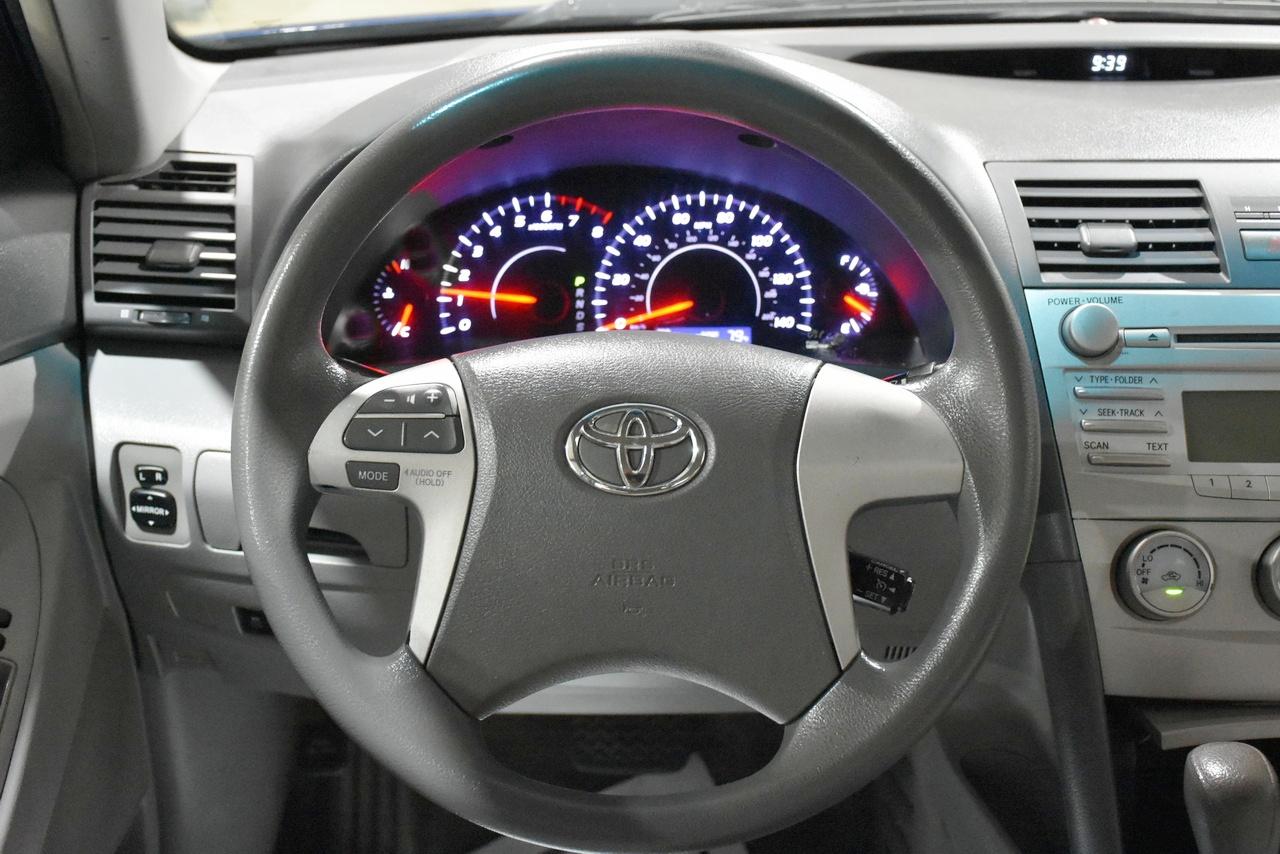 Toyota Camry SE 4D Sedan 2010