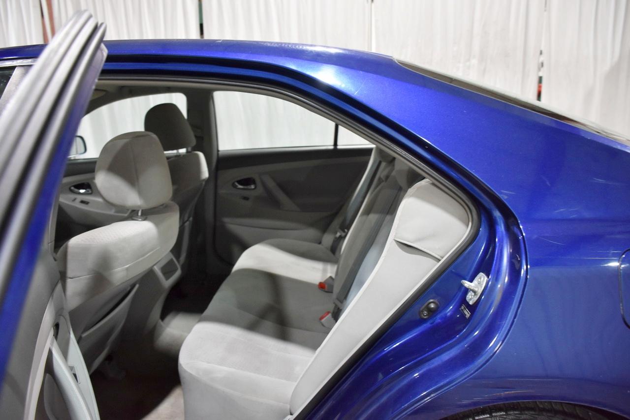 Toyota Camry SE 4D Sedan 2010