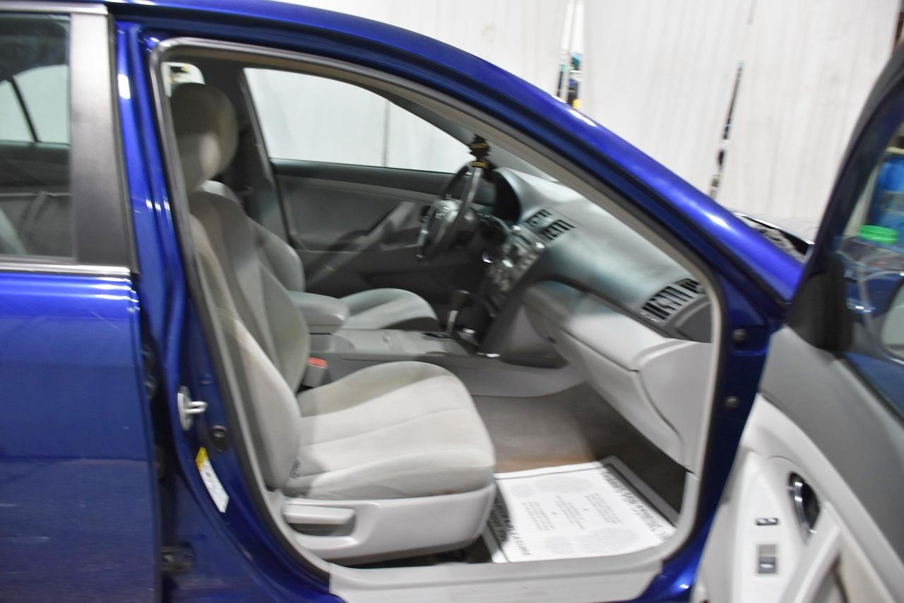 Toyota Camry SE 4D Sedan 2010