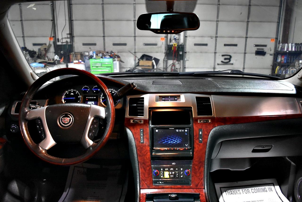 Cadillac Escalade Luxury 2014