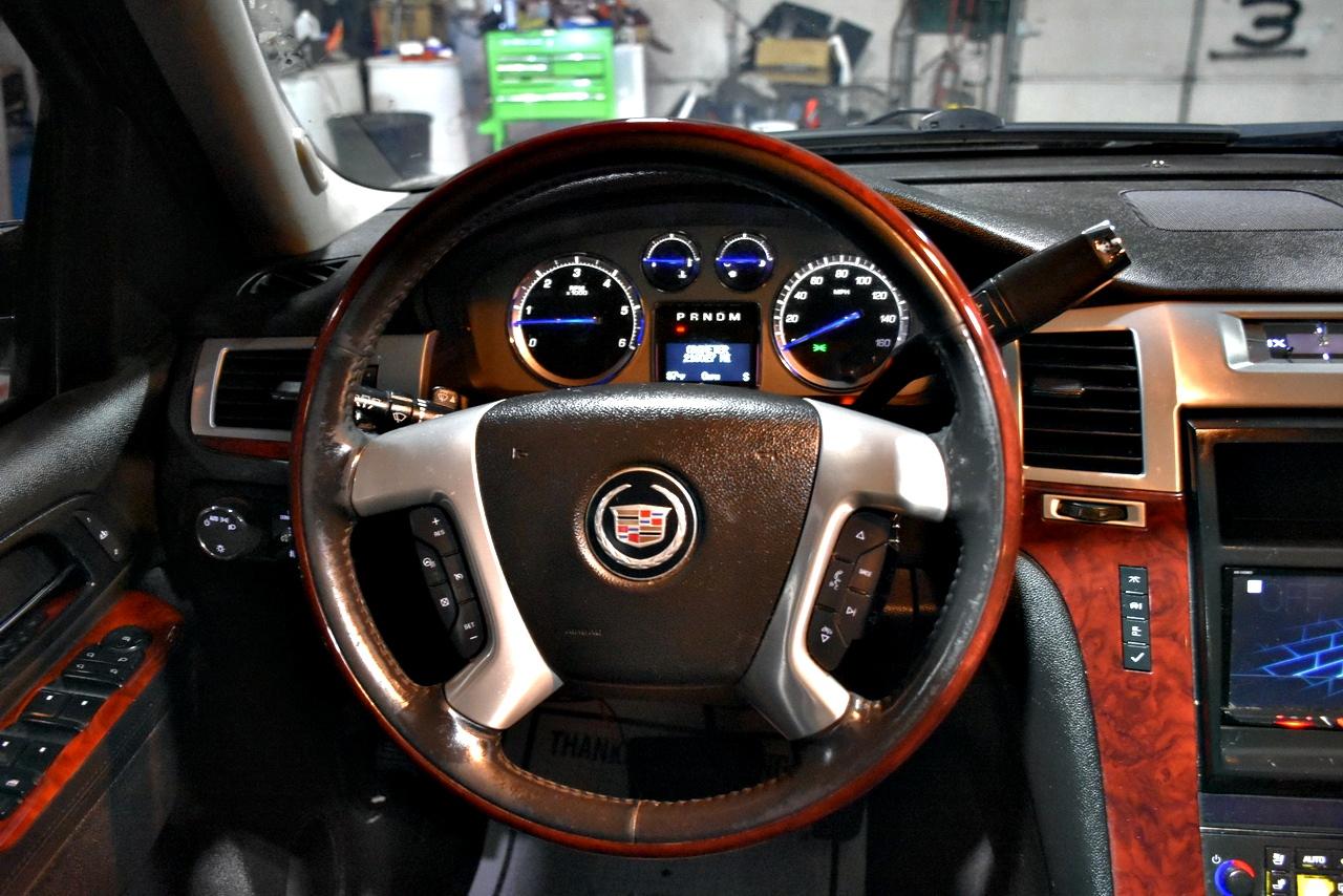 Cadillac Escalade Luxury 2014