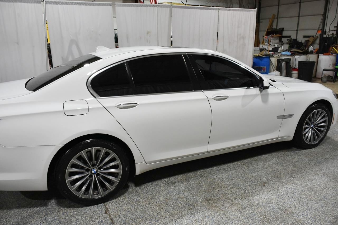 BMW 7-Series 740i 2012
