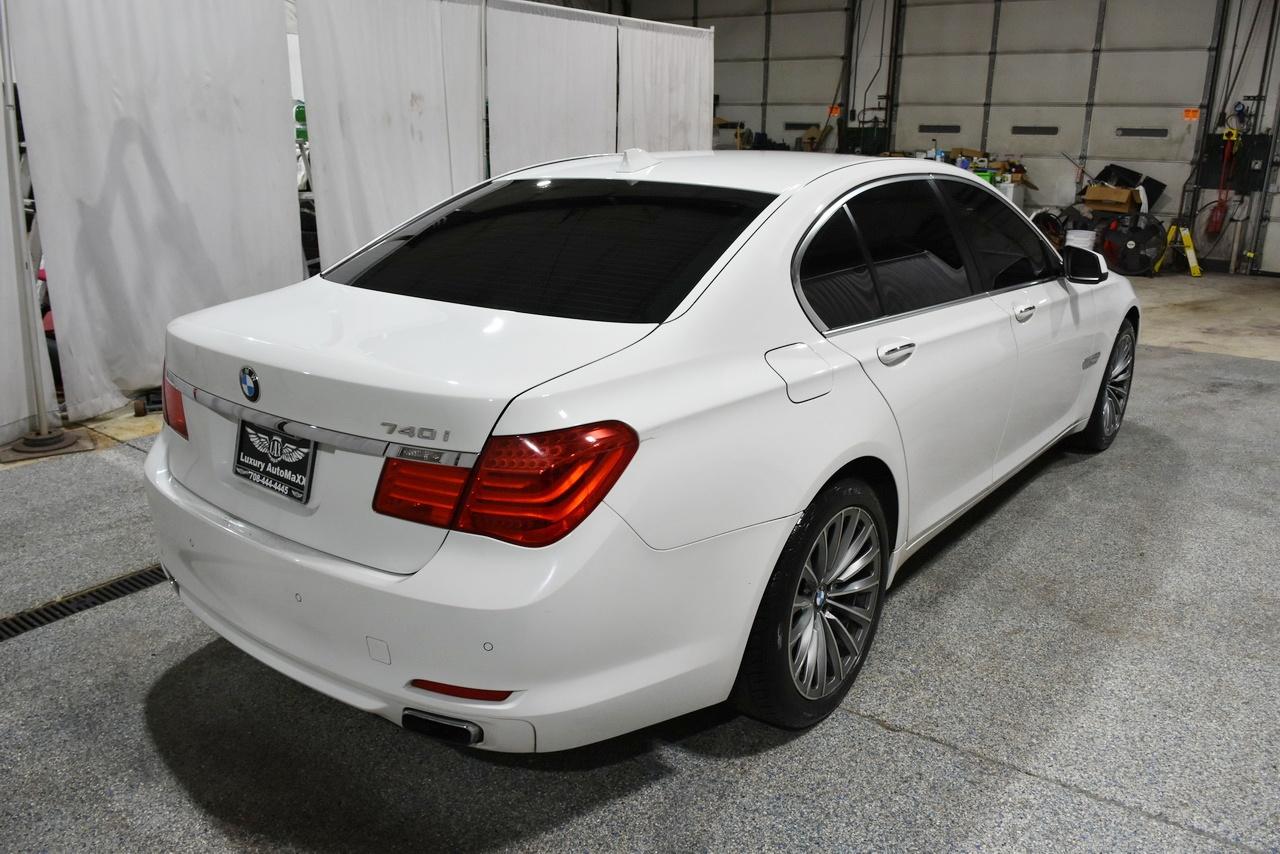 BMW 7-Series 740i 2012