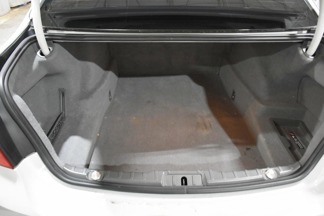 BMW 7-Series 740i 2012