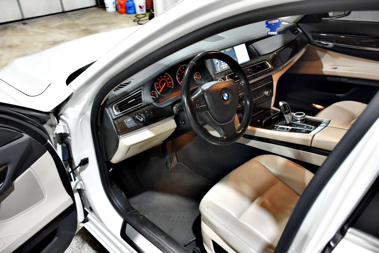 BMW 7-Series 740i 2012
