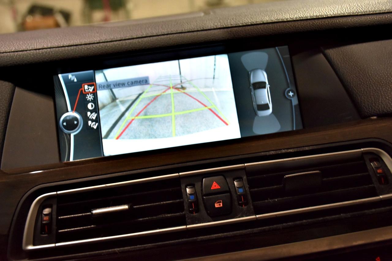 BMW 7-Series 740i 2012