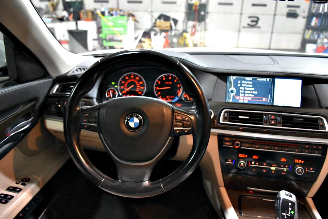 BMW 7-Series 740i 2012
