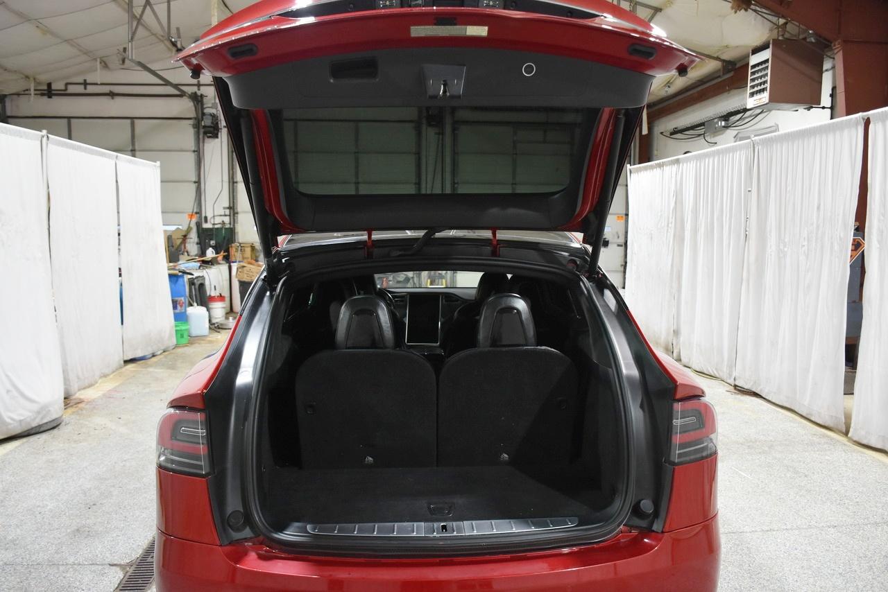 Tesla Model X 90D 2017