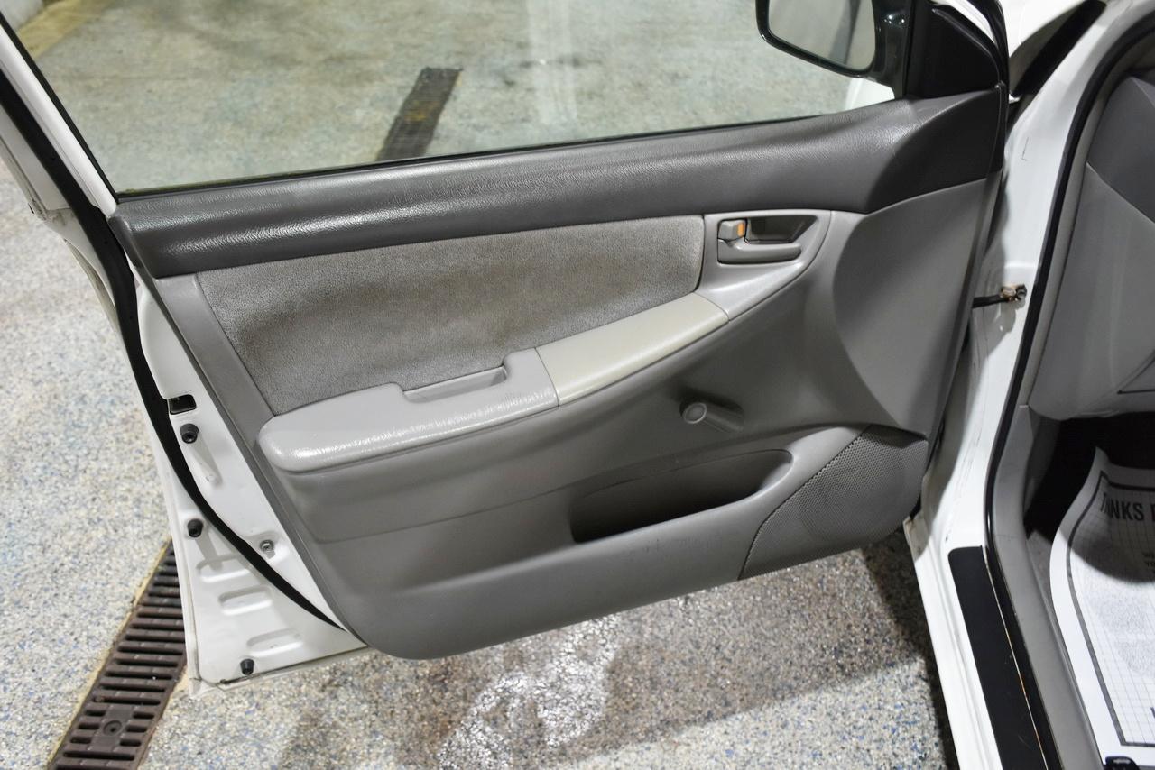 Toyota Corolla CE 2008