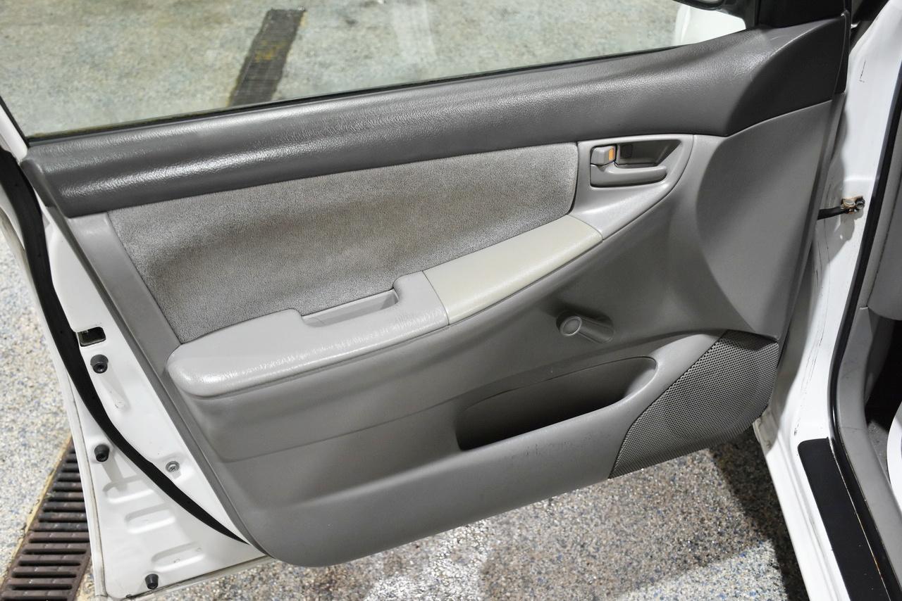 Toyota Corolla CE 2008