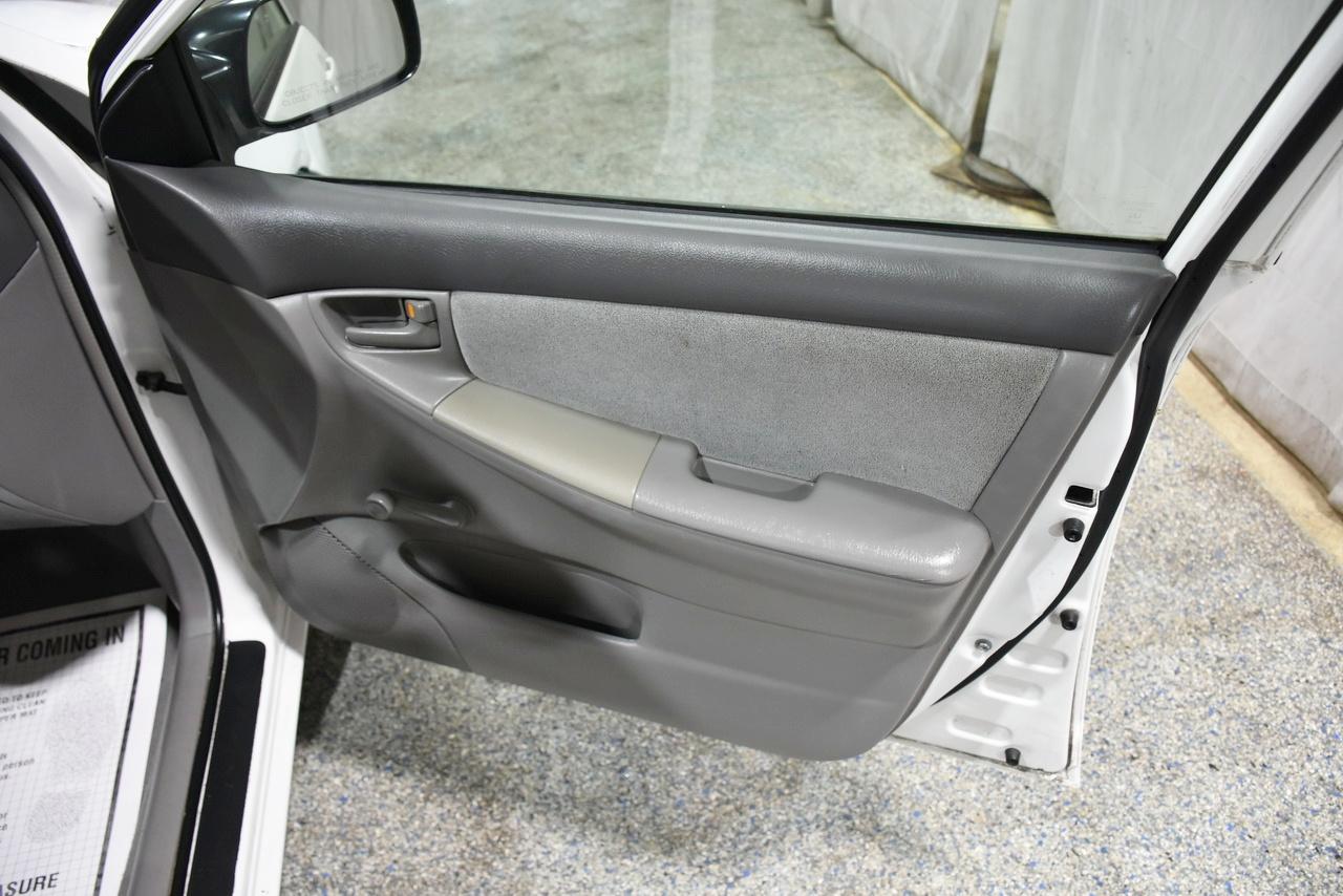 Toyota Corolla CE 2008