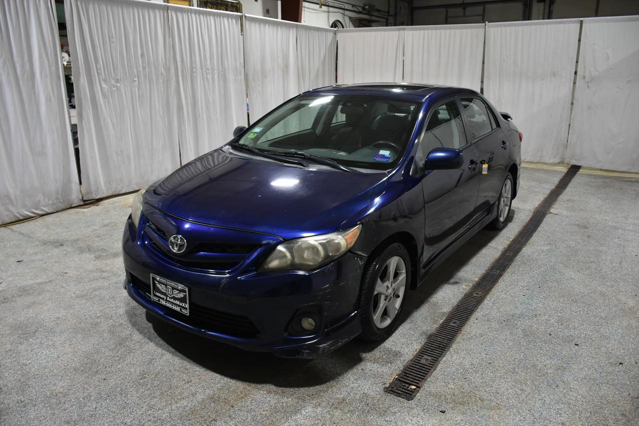 Toyota Corolla S 2011