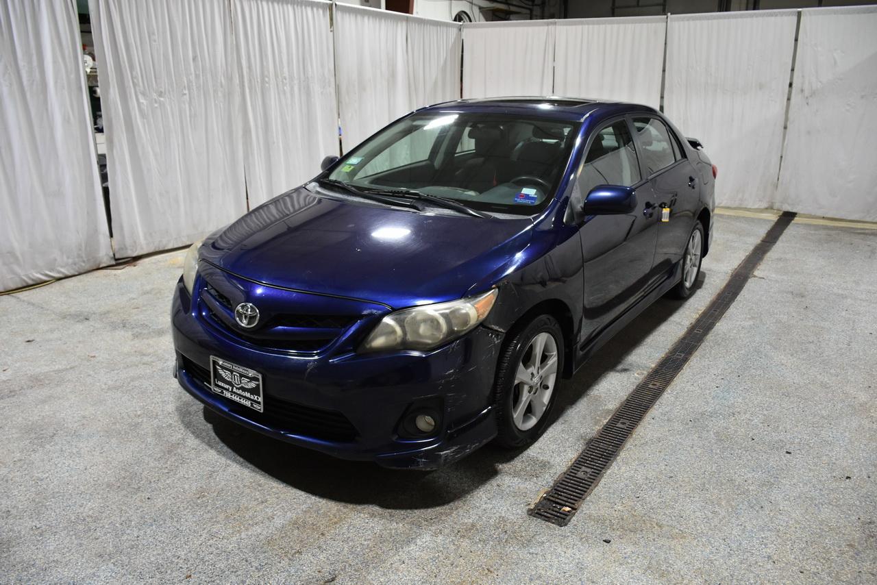 Toyota Corolla S 2011