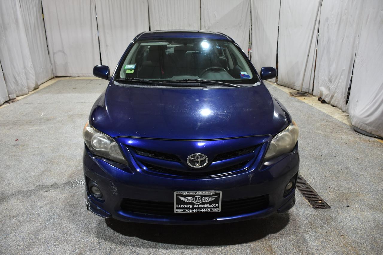 Toyota Corolla S 2011