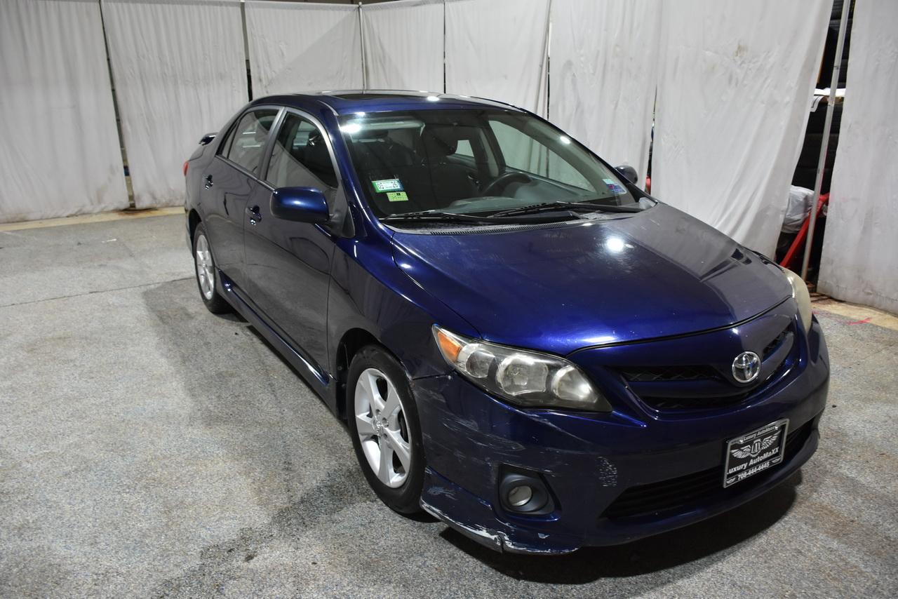 Toyota Corolla S 2011