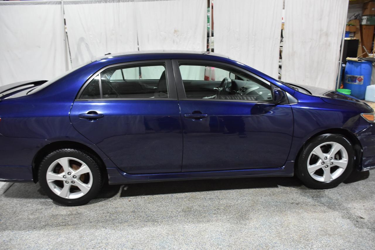 Toyota Corolla S 2011