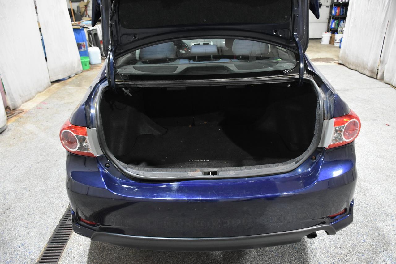 Toyota Corolla S 2011