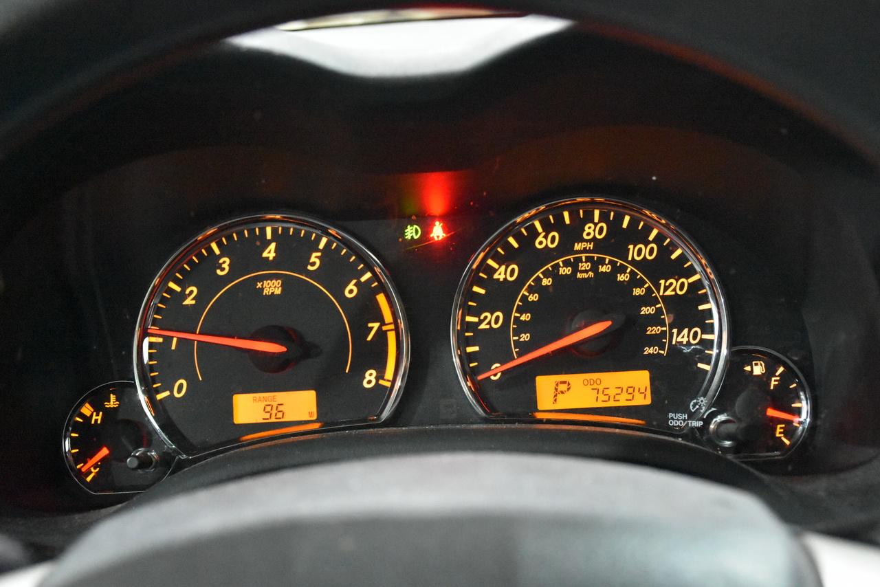 Toyota Corolla S 2011