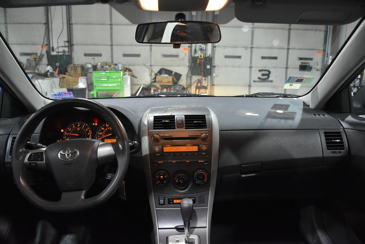 Toyota Corolla S 2011