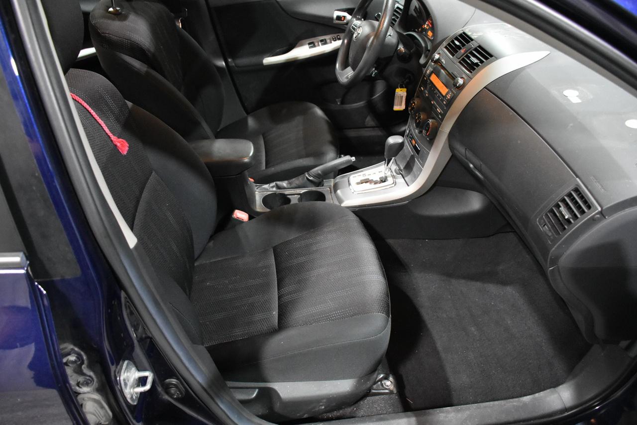 Toyota Corolla S 2011