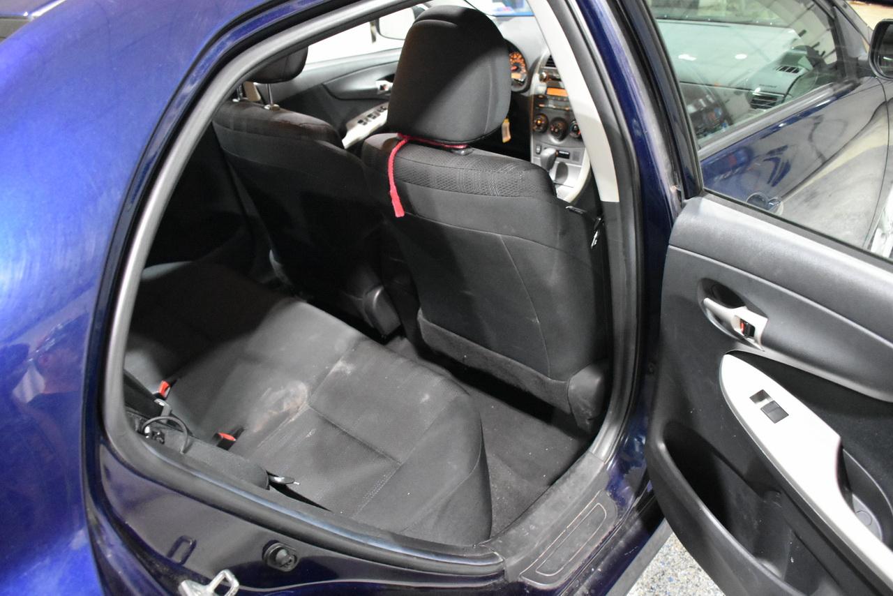 Toyota Corolla S 2011
