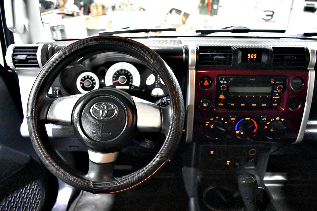 Toyota FJ Cruiser 2WD 2007