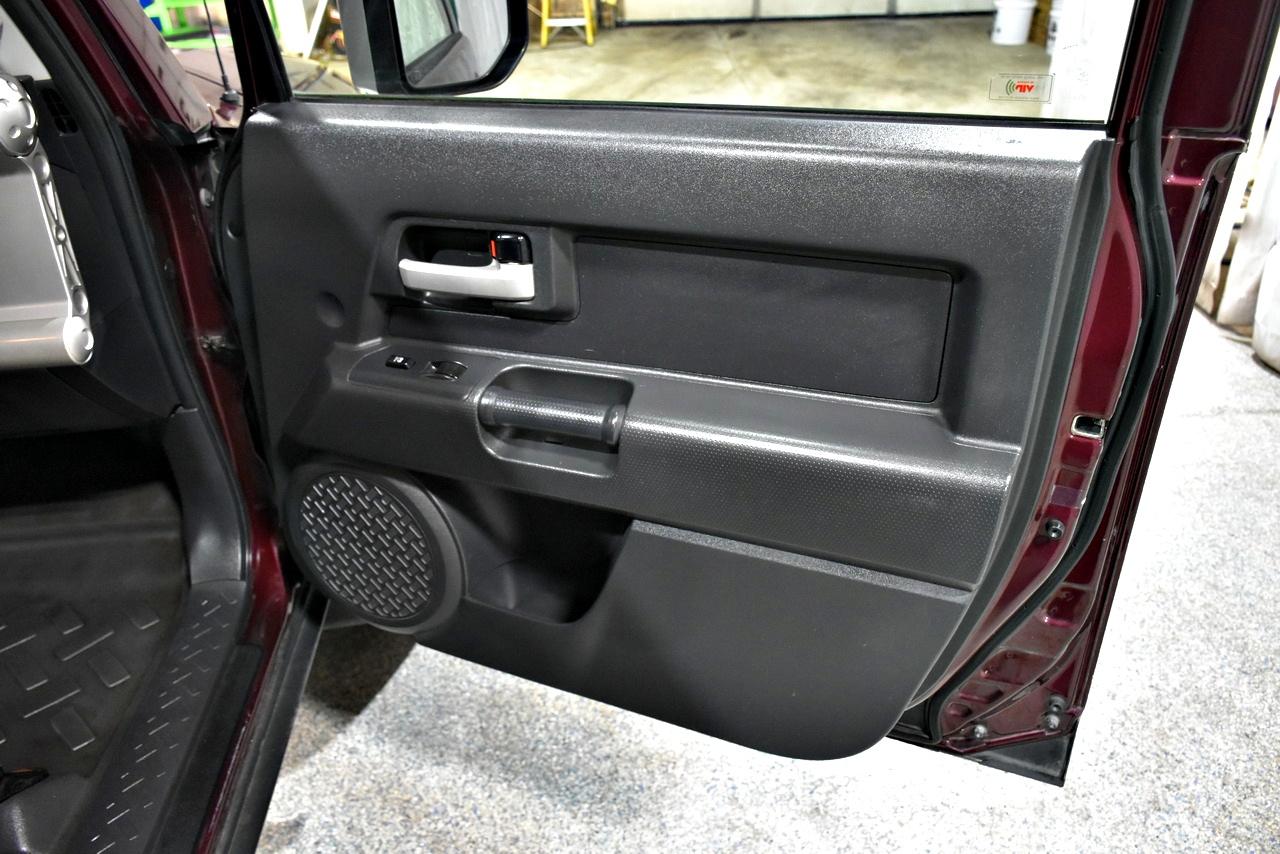 Toyota FJ Cruiser 2WD 2007