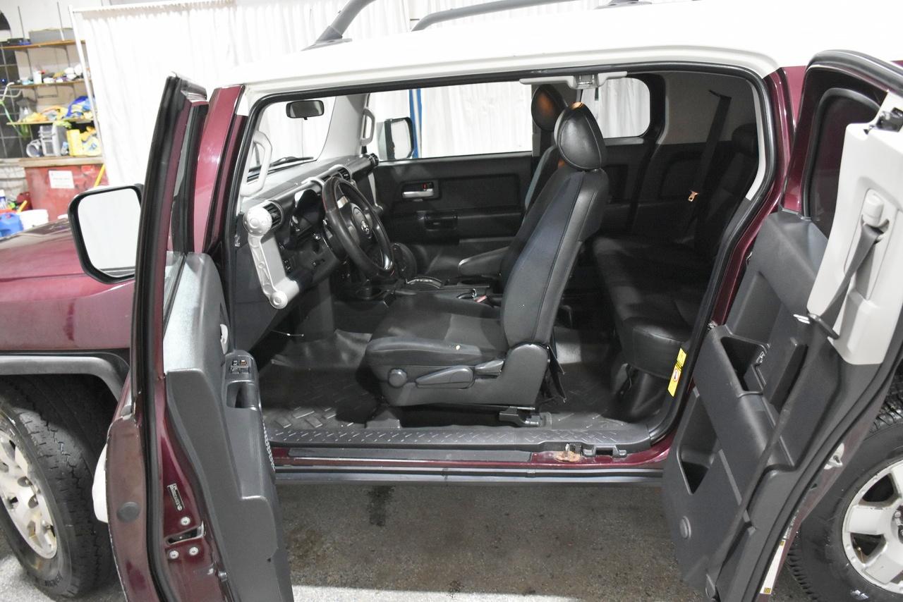 Toyota FJ Cruiser 2WD 2007