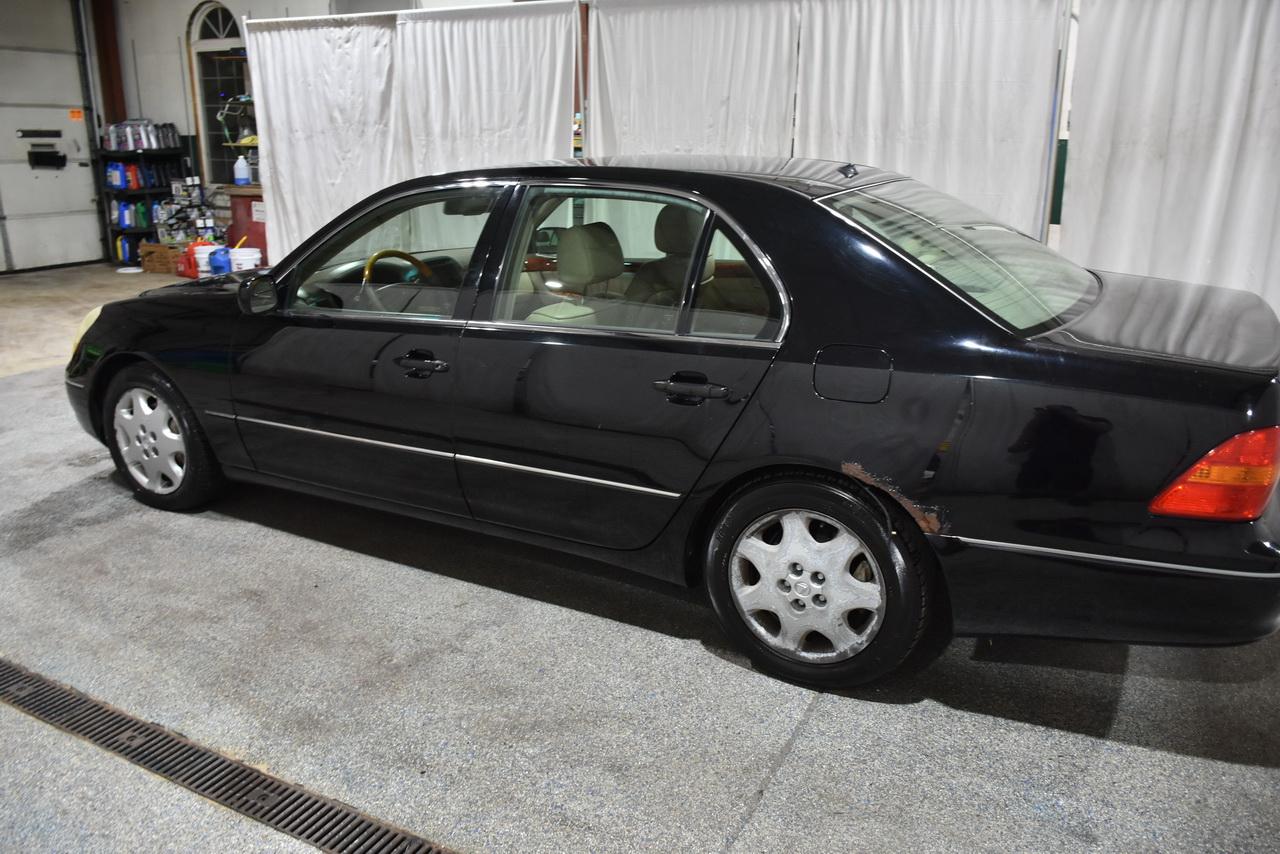 Lexus LS 430 Sedan 2002